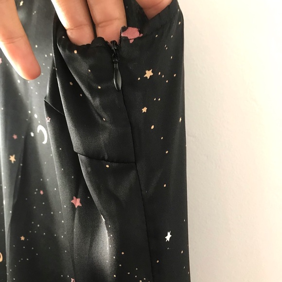 Honeypunch Black Strappy Midi Dress with All over Moon & Stars Print Size M - Picture 5 of 7
